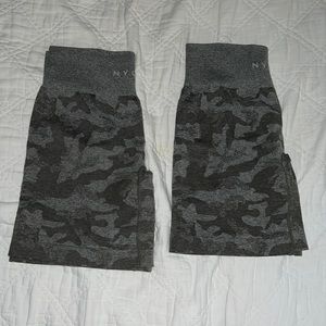 NVGTN Camo seamless shorts